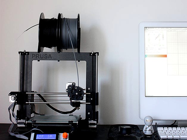 PRUSA i3 CENTER SPOOL HOLDER by AOKU