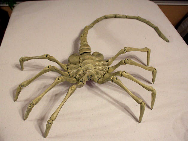 Agisis Ultimate Alien Face Hugger (40in x 23in - LIFE SIZE!) by Agisis