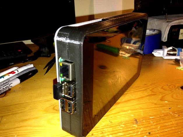 Raspberry Pi 7" Touchscreen Case by jzkmath