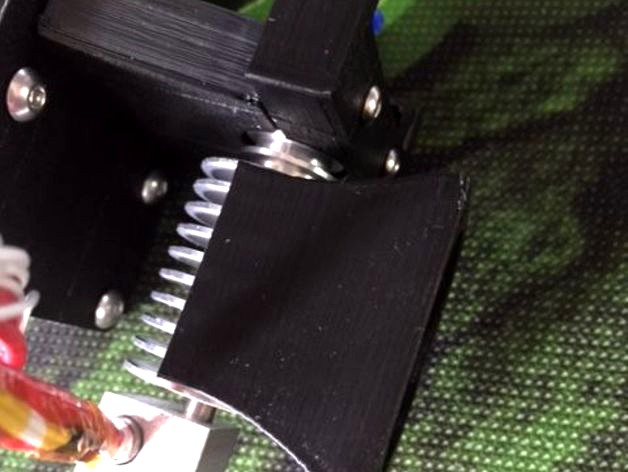 Fan mount for Sunhokey extruder by Striffster