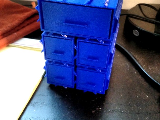 Modulo - A customizable modular shelving unit by villainous