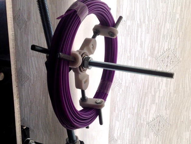 Filament holder - customizable spool by hackermagnet