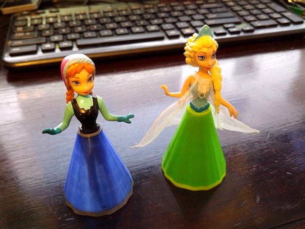 Frozen: Anna and Elsa Clip on Dresses (Ghetto Gliders) by deckernico