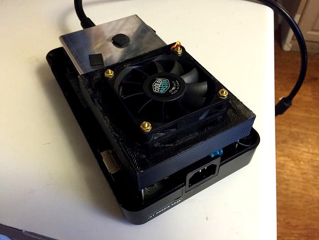 LulzBot Taz 4 power supply PC cooling fan adapter by PeteLaric