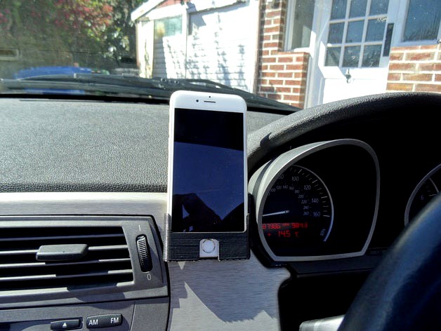 iPhone 6 Holder for BMW vehicle by wattsie