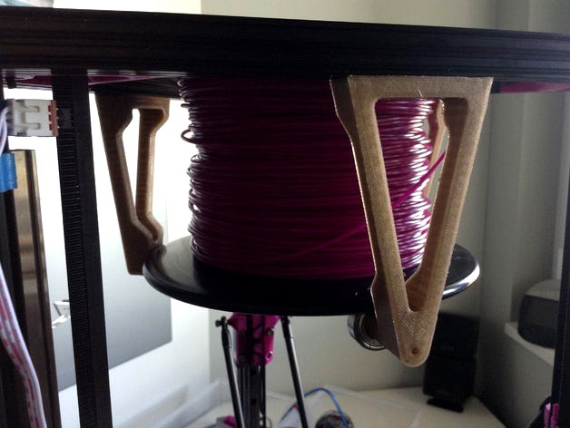 Soporte suspendido triangular by varykap