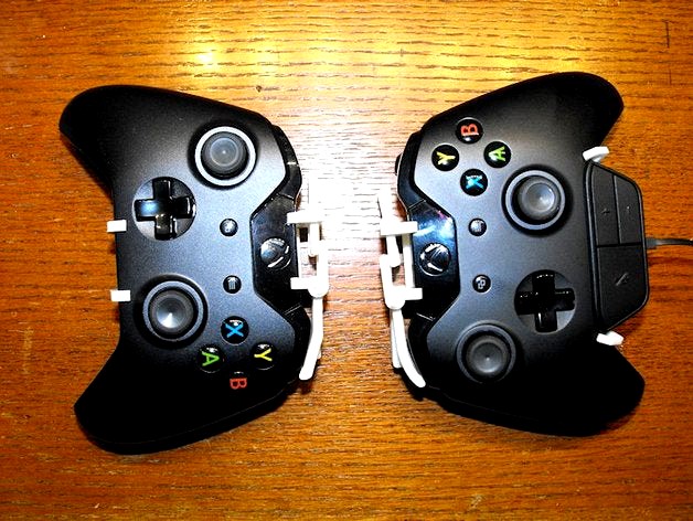 Transverse Trigger Mod for XBox One Controller by TheBogueRat