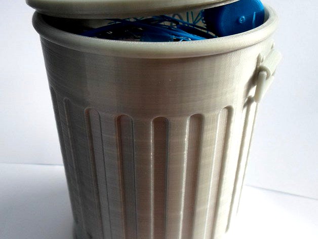 Muelleimer / Desk Trash Can by CBiker