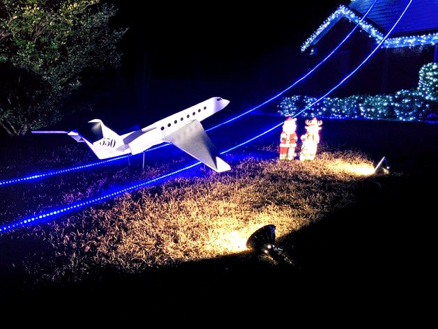 Gulfstream G650 Flat Pack Scale Model  by 2ROBOTGUY