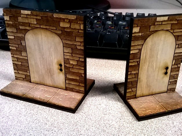 Tabletop Miniature Doorways - Closed by GodOfCheese
