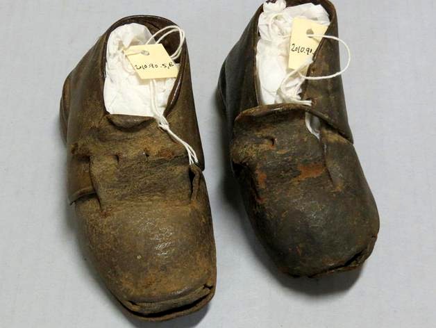 19th Century Leather Children's Shoe: by smlee