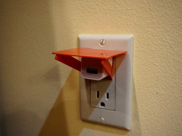 Outlet Charging Tray by Eckerput