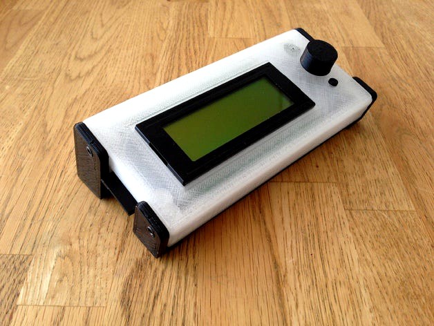 Smart LCD case. by jmontesa