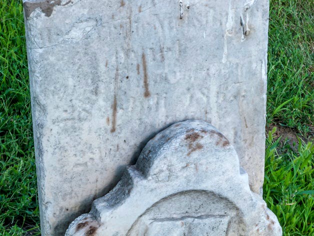 Broken Headstone at Mount Pleasant Cemetery by jerry7171