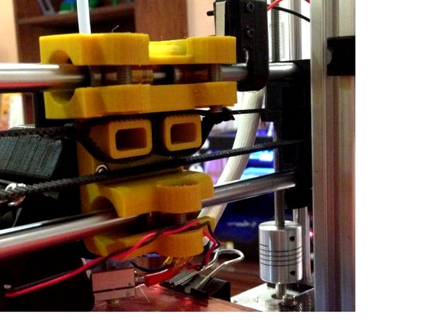 x-carriage for reprap prusa i3 by akobam00