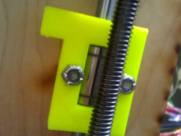 makerfarm Y Holders by PrintAlot