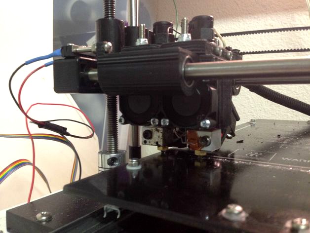 Mike Kelly's Dual Bowden E3Dv5 RoBo 3D X Carriage Mod by mkelly