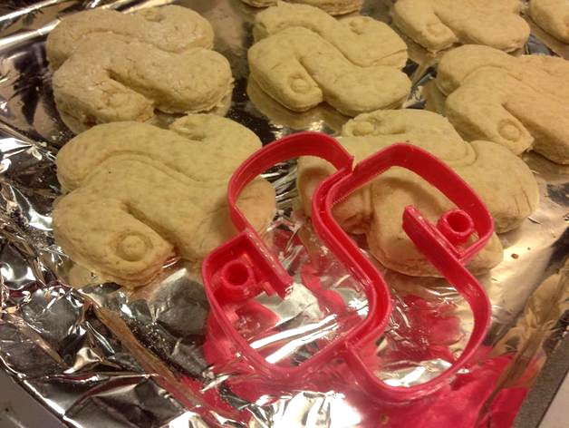 Python Logo Cookie Cutter by cjackson61