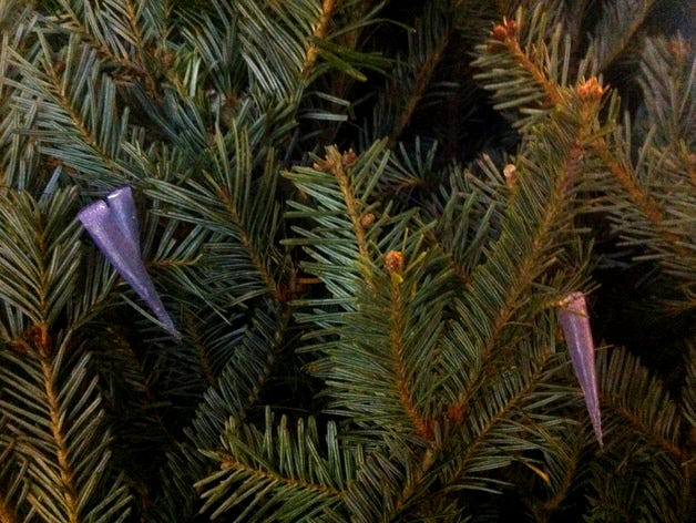 Icicle Ornaments by 3dMadness