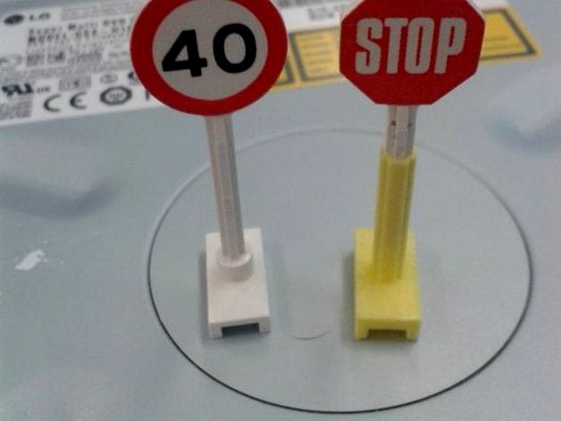 Replacement and adjustable pole for (old) lego sign by muppis