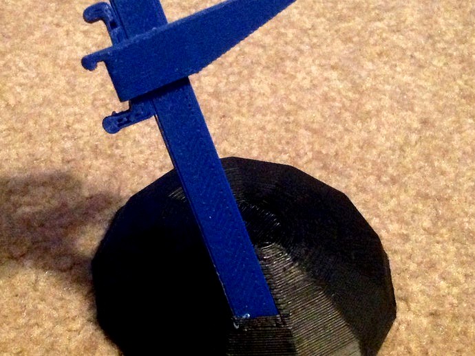 Hobby Clamp Display Base by SometimesCake