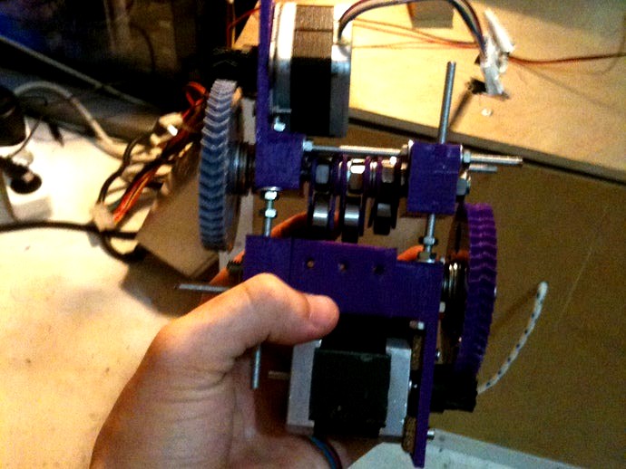 Multiple & parametric filament extruder by cr3a7ure