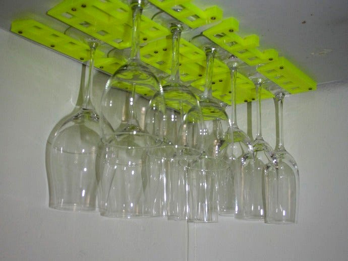 Wine Glass Holder, + OpenSCAD Version by daMaker