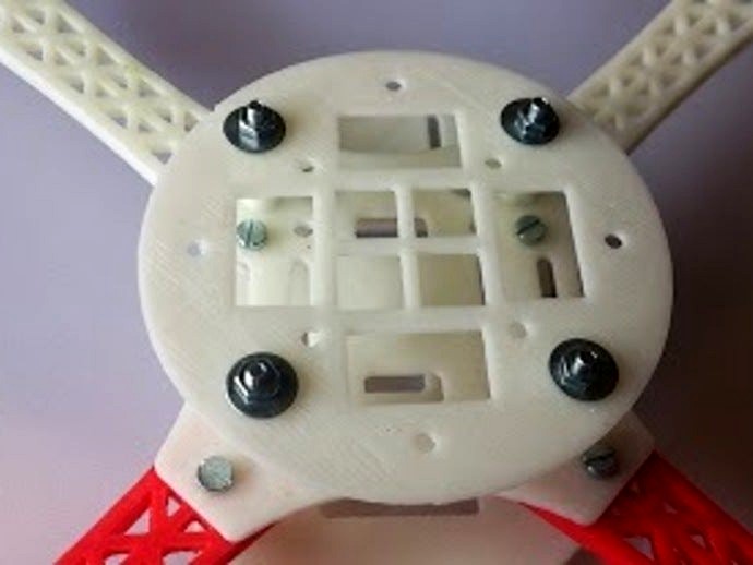 Center plate board for Quadcopter by cacer