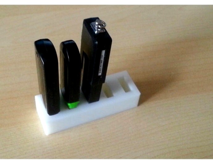 USB-Stick holder by deimosmuc