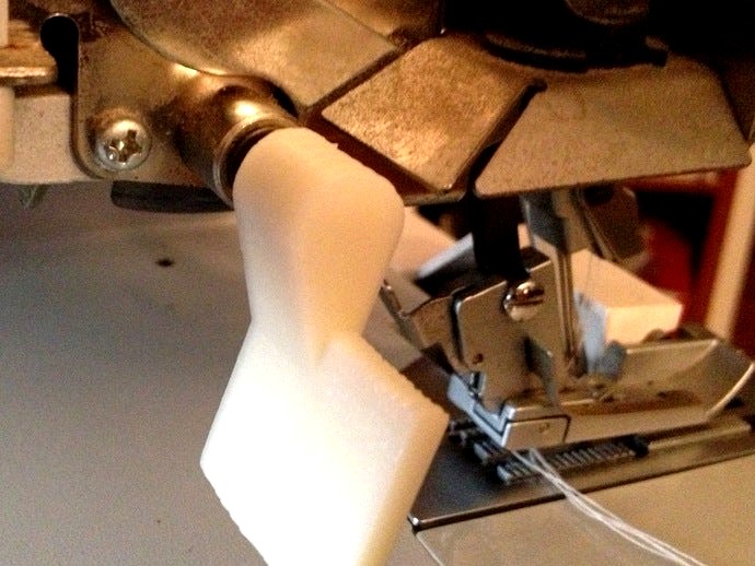 Elna Pro 5 DC Serger Presser Bar Lifter by UechiMike