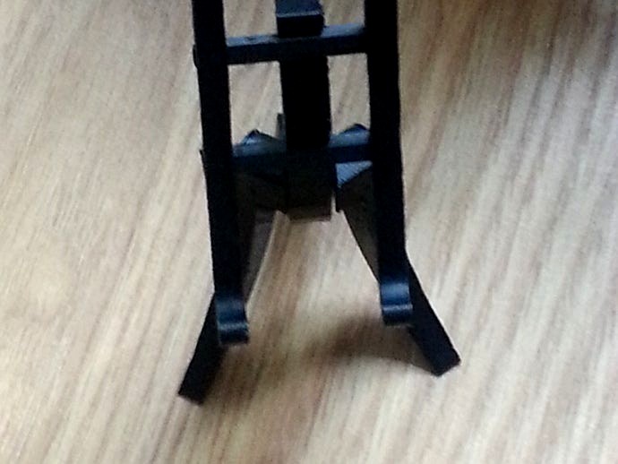 Android Stand by Brightonc