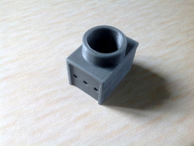 Heathkit Hero 1 Wrist Connection by Swindon-Makerspace