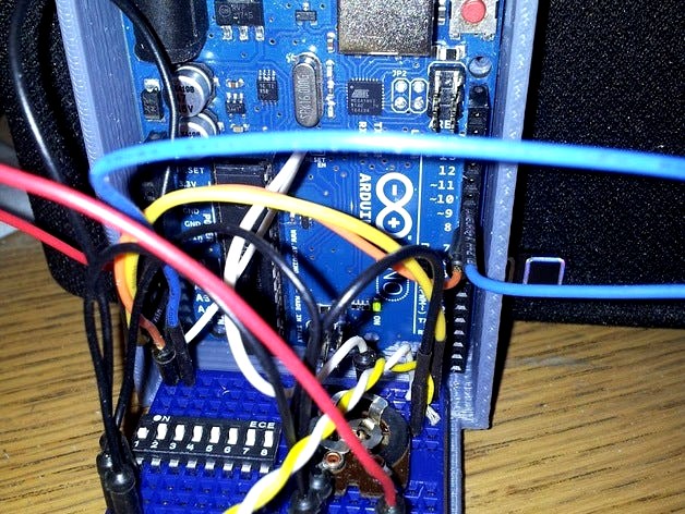Arduino Uno Tray by infodude