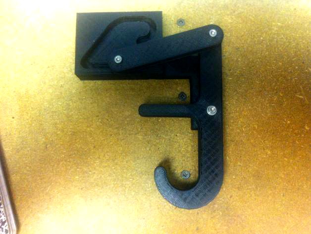 Automatic Latching System by Roach