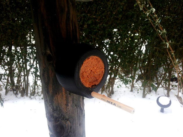 Peanut Butter Bird Feeder by macouno