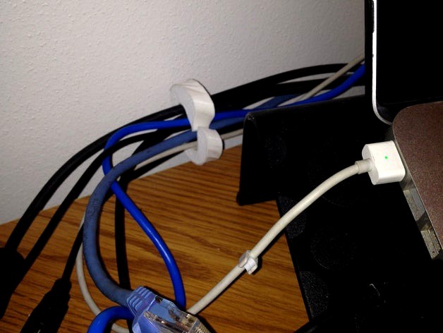 Desk Cord/Cable Trap Organizer by musiq021