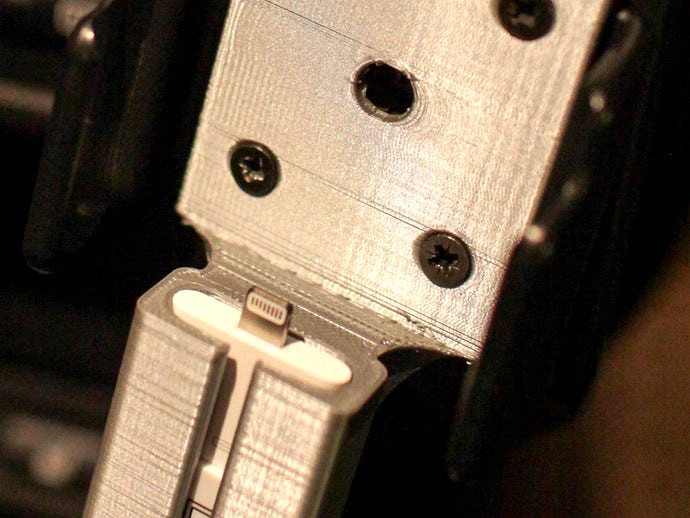 iPhone5 car cradle tweak by fns720