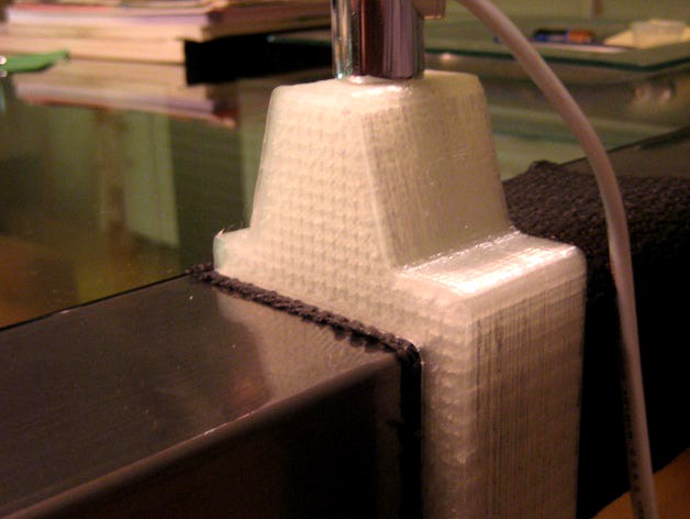 Desk lamp clip-on by blokkendoos