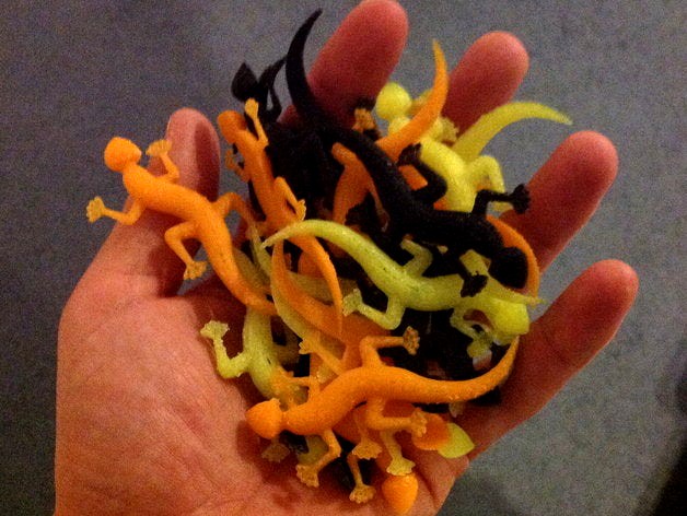 A Gekko - Fixed, Simplified, and Plated by CodeCreations