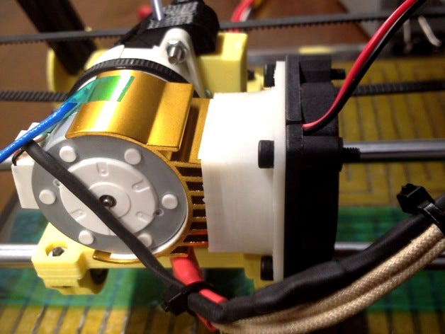 Micro-extruder fan shroud by Verohomie