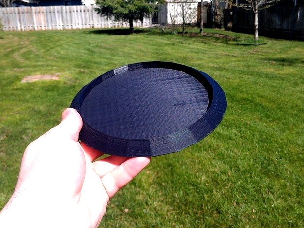 Disc Golf Flying Disc (Frisbee) by engineglue