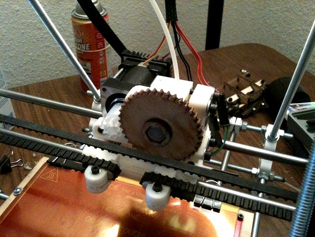 Compact Wade's extruder and X Carriage. by raldrich