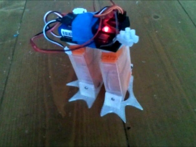 Simple 4 servo biped by larsie