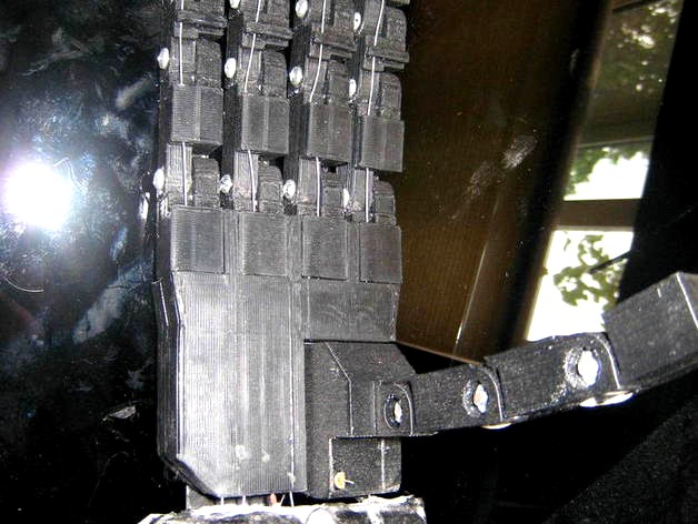 Robotic Hand by njkl44