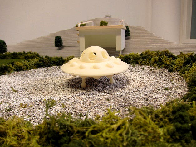 Flying saucer by gpvillamil