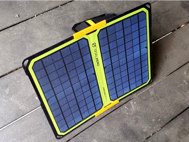 Straightening Clip for Goal Zero Nomad solar panel by danielbeaver