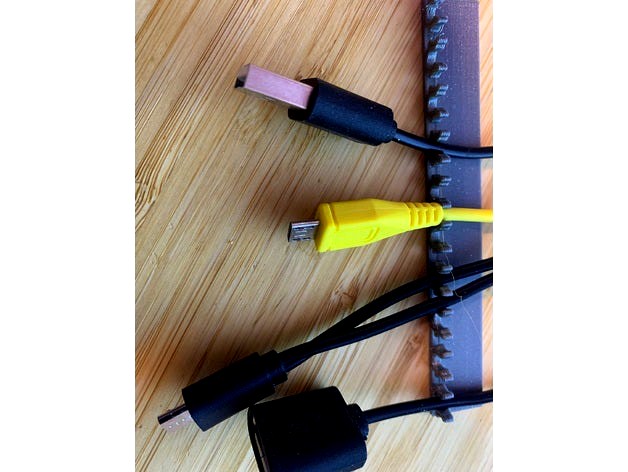 Compact USB Cable Clip Organizer (for 10 cables) by decoder