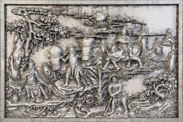 Барельеф Поляна