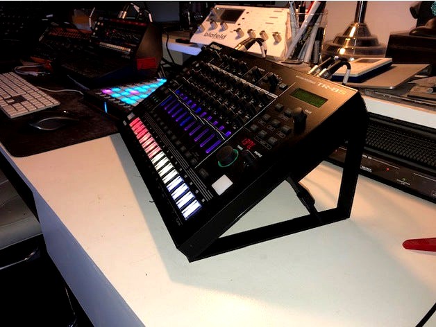 Roland TR-8S desktop stand by gj67