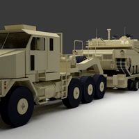 Oshkosh HET M1070 and M1A1 Abram